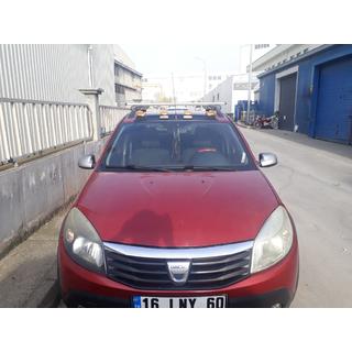 Windschutzscheibenblende (LED, Schwarz Matt) Dacia Sandero 2007-2013 Foto 2