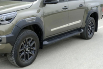 Nissan Navara/NP300 2016- Türleisten Edelstahl (4 Stück) Foto 4