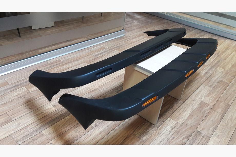 Nissan Navara/NP300 2016- Windschutzscheibenblende (Meliset LED V2) Image