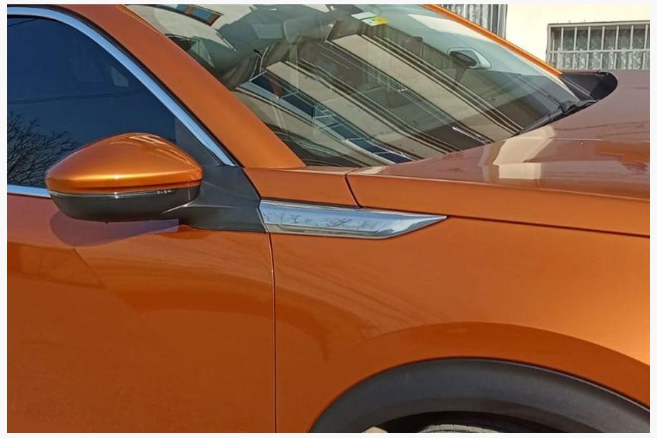 Peugeot 2008 2019- Edelstahl Kotflügelblenden (2 Stk) Image