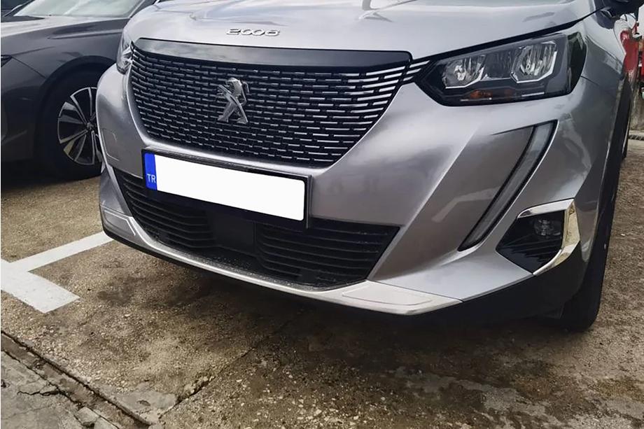 Peugeot 2008 2019- Edelstahl Abdeckung für vordere Stoßstange (2 Stk) Image