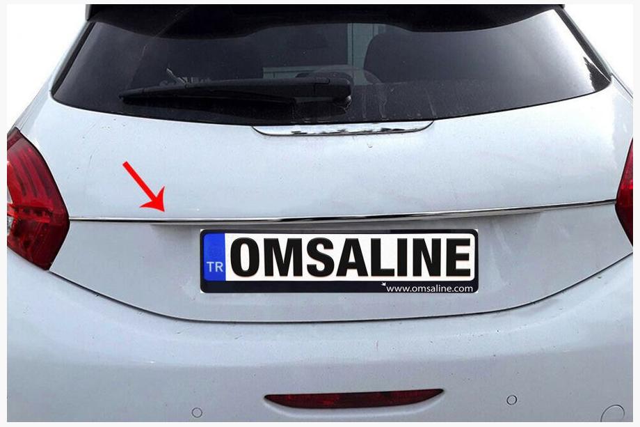 Peugeot 208 2012-2019 Chromleiste über dem Kennzeichen OmsaLine (Edelstahl) Image
