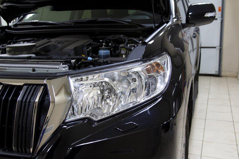 Toyota Land Cruiser Prado 150 2009-2023 Scheinwerferblende Fahrerseite (für Reflektor) Foto 1