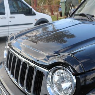 Motorhaubenschutz (EuroCap) Jeep Cherokee/Liberty 2002-2007 Foto 1