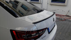 Skoda Superb 2015-2024 Heckspoiler (grundiert zum Lackieren) Foto 1