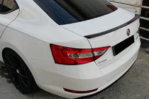 Skoda Superb 2015-2024 Heckspoiler LIP (Omsa, schwarz) Foto 1