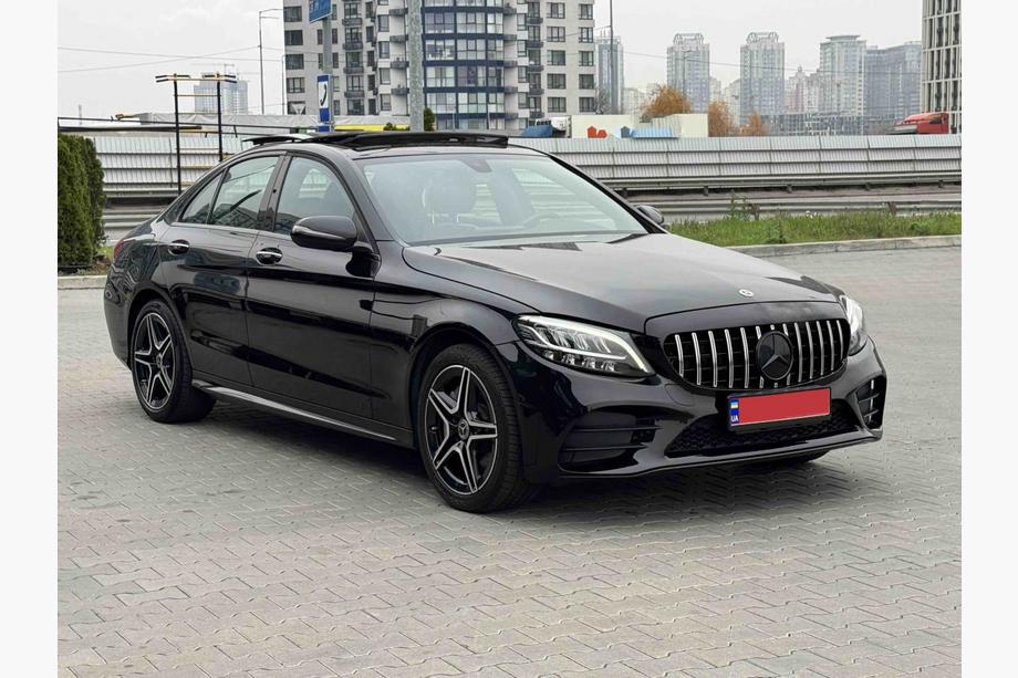 Mercedes C-class W205 2014-2021 Frontstoßstange komplett (AMG Line 2018-2021) Foto 6