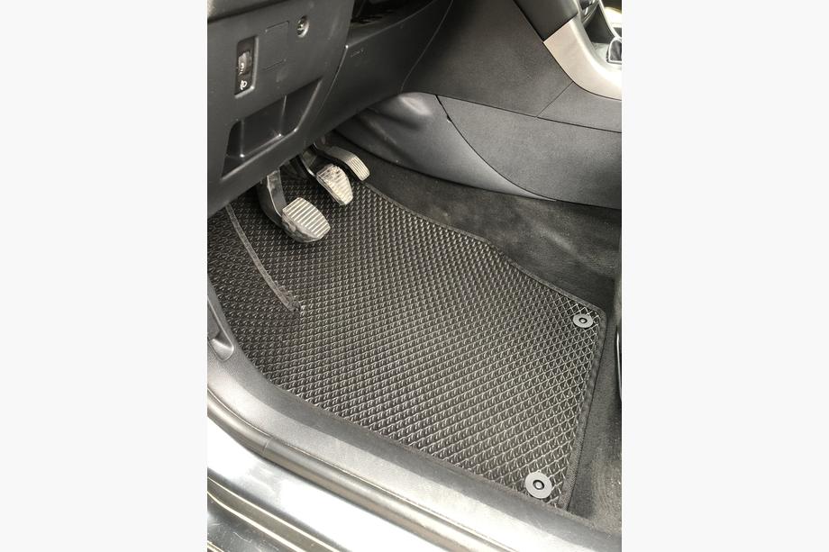Peugeot 308 2007-2013 EVA Fußmatten (schwarz) Image