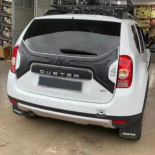 Kunststoff Kofferraumabdeckung Dacia Duster 2008-2018 Foto 1