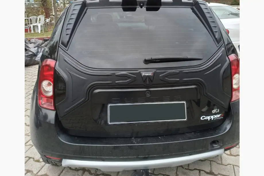Renault Duster 2008–2017 Kunststoff Kofferraumabdeckung Foto 4
