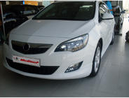 Opel Astra J 2009-2015 Frontuntere Spoilerlippe 2010-2012 (grundiert zum Lackieren) Foto 4