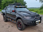 Mitsubishi L200 2006-2015 Obere Türleisten (4 Stk, ABS) Foto 11
