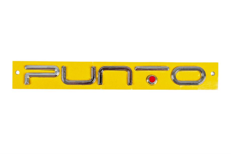 Fiat Punto Grande/EVO 2006-2018 Schriftzug Punto für EVO (roter Punkt, 2037a) Image