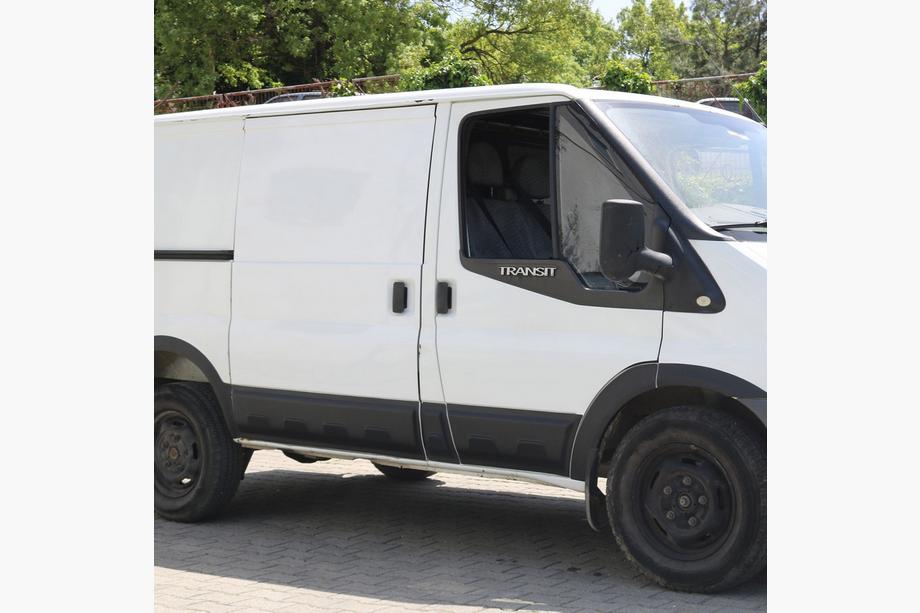 Ford Transit 2000–2014 Türleisten EuroCap (6 Stk, ABS, kurzer Radstand) Image