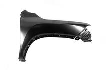Toyota Land Cruiser 200 2007-2021 Facelift Kit auf LC 300 High-Line (Komplettset) Foto 20