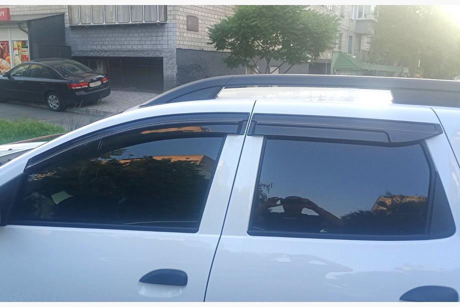 Dacia Duster 2018-2024 Windabweiser (4 Stk, EuroCap) Image