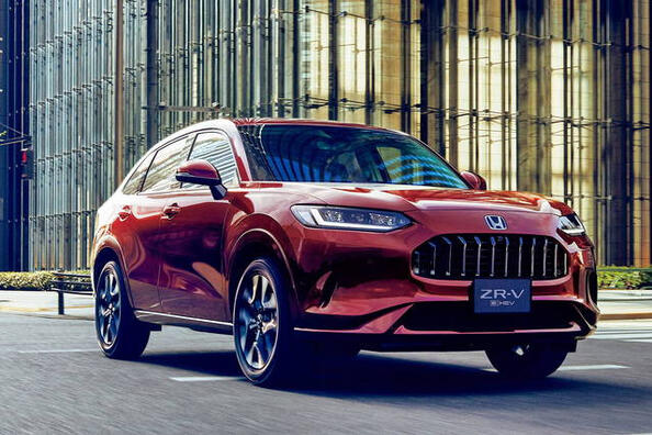 Der Honda ZR-V Crossover wird dem ukrainischen Käufer gefallen: eine Bewertung des Autos
