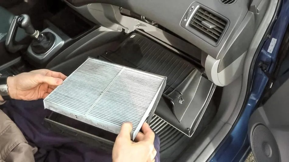 Wann sollte der Innenraumfilter im Auto gewechselt werden?