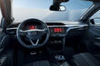 Rennsport-Styling-Modifikation des kompakten Schrägheckmodells Opel Corsa F Foto 4