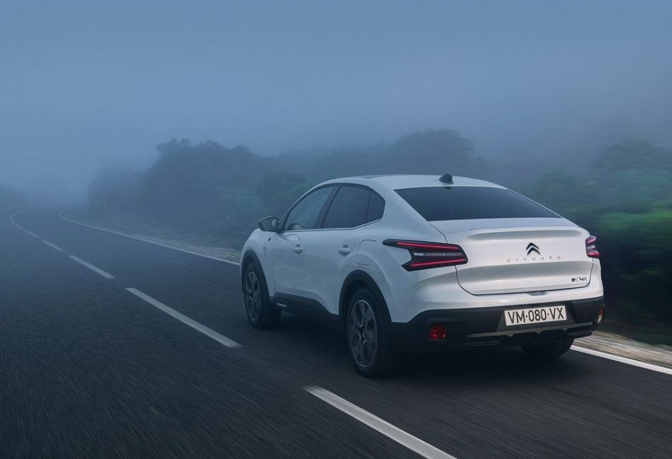 Testbericht zur „Crossover“-Limousine Citroen C4 X