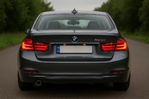 BMW 3 Series F30/F31 2012-2019 Chromleiste über dem Kennzeichen (Edelstahl) Foto 1