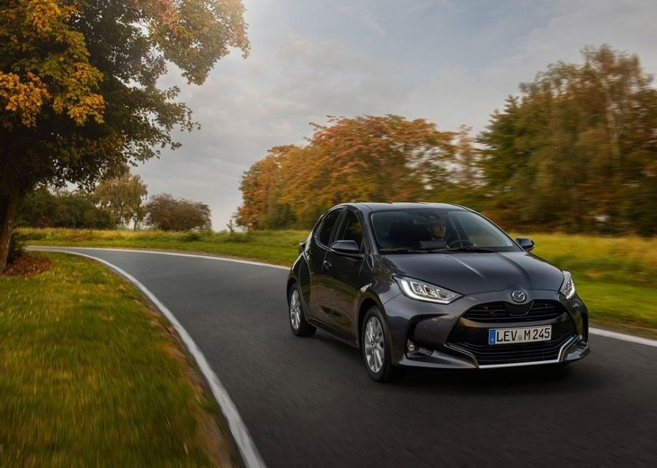 Testbericht zum Stadt-Fließheck Mazda 2 Hybrid