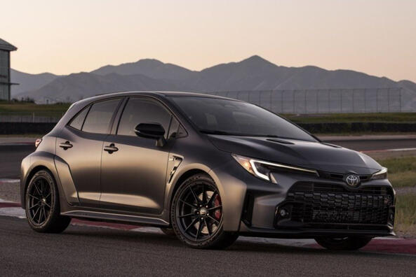 „Aufgeladener“ Allrad-Fließheck-Toyota Corolla GR