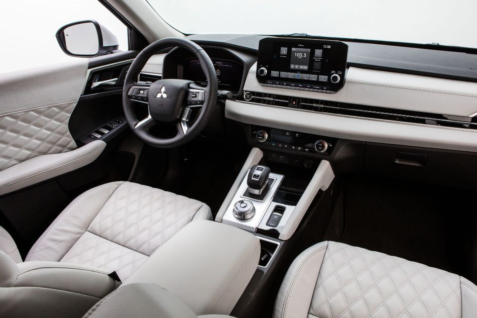 Testbericht zum Mitsubishi Outlander: eine Kombination aus Eleganz und Komfort
