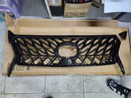 Lexus LX570/450d 2008-2022 Kühlergrill TRD (2012-2015) Sonderangebot Foto 2
