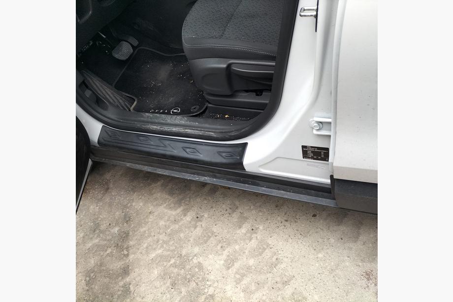 Opel Crossland X 2017-2024 T&uuml;rschweller Abdeckungen EuroCap (4 Stk, ABS) Image
