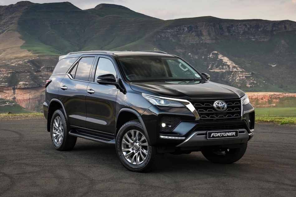 Toyota Fortuner: die Verkörperung eines modernen SUV