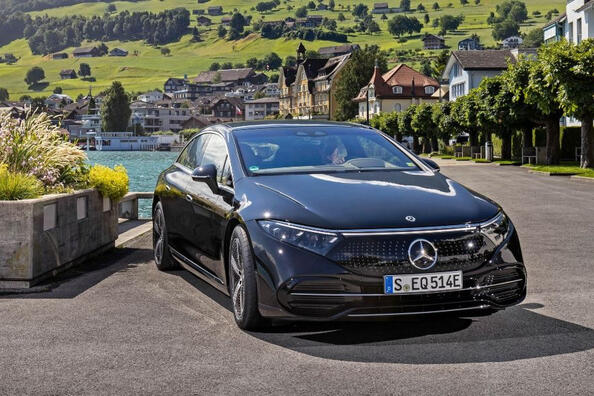 EQS: das Flaggschiff der Elektroautos von Mercedes-Benz