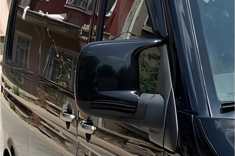Volkswagen T5 Caravelle 2004-2010 Spiegelabdeckungen RLine-Look (2 Stk) Image