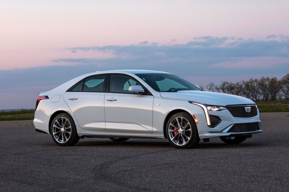 Cadillac CT4: Luxus, Leistung und Technologie in einer kompakten Limousine