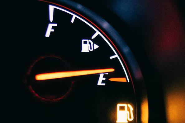 Warum kann man nicht mit halbleerem Tank fahren? Foto 1