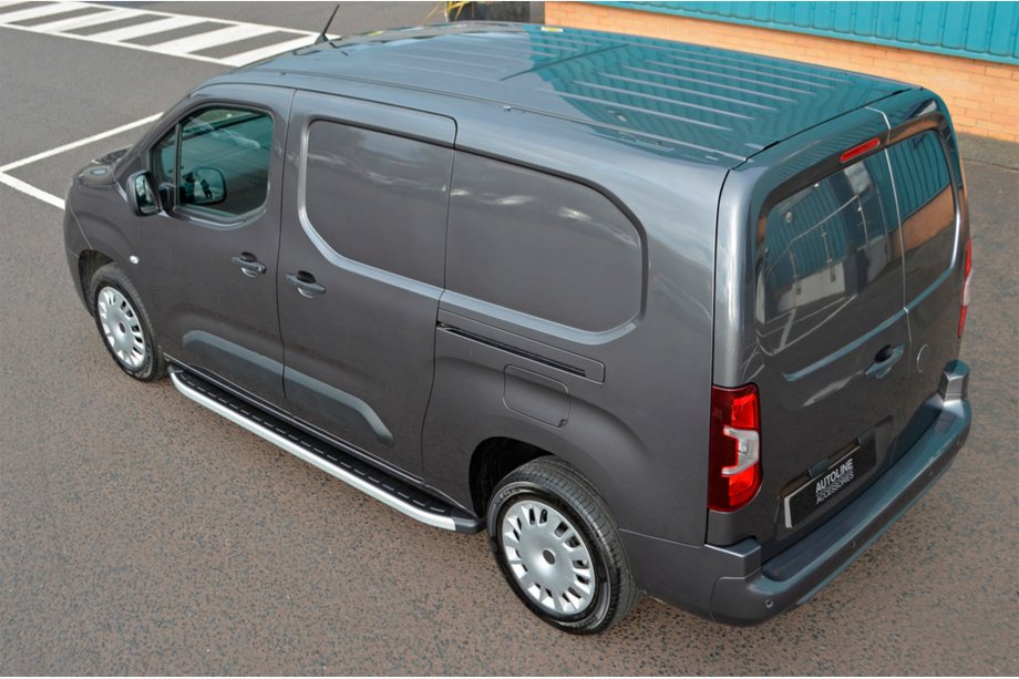 Fiat Doblo III 2023- Seitenschweller Fullmond (2 Stk., Aluminium) Kurzer Radstand Foto 5
