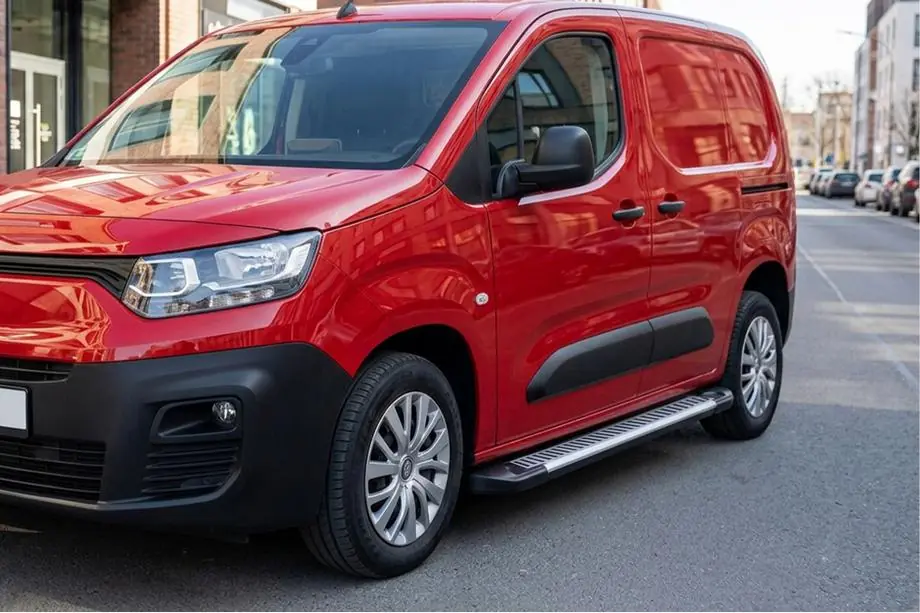 Fiat Doblo III 2023- Seitenschweller Line (2 Stk., Aluminium) Image