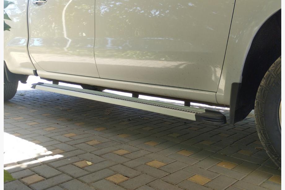 Chevrolet Silverado 2019- Seitenschweller Maya V2 (2 Stk., Aluminium) Image