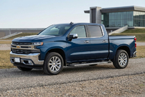 Chevrolet Silverado 2019- Seitenschweller RedLine V1 (2 Stk., Aluminium) Foto 1