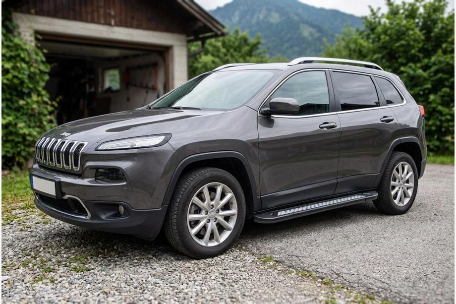 Jeep Cherokee KL 2013- Seitenschweller Vision New Black (2 Stk., Aluminium) Foto 1