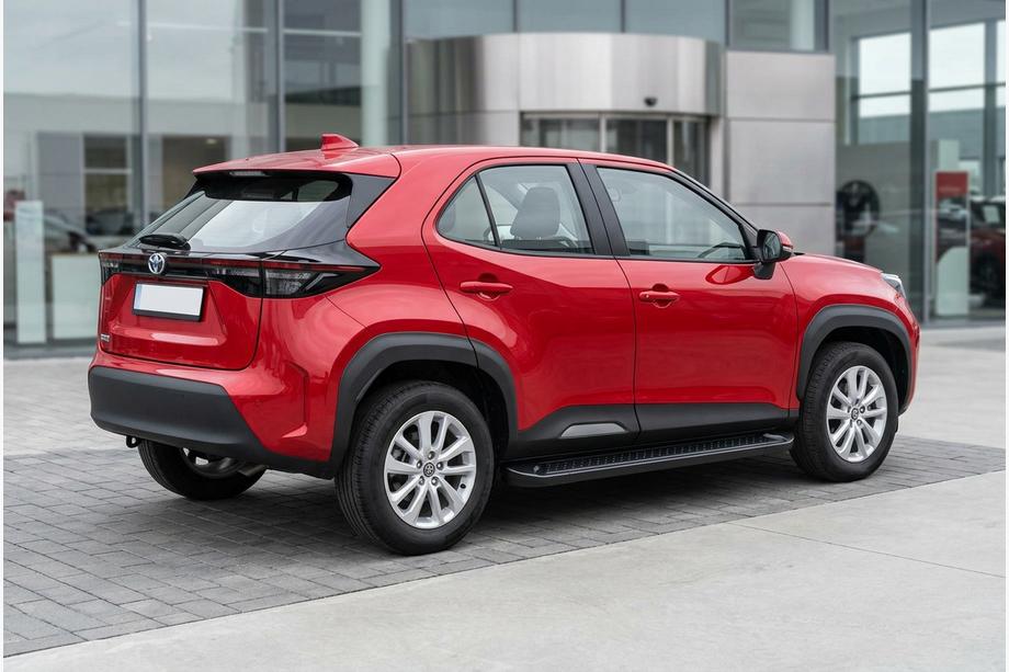 Toyota Yaris/Yaris Cross (XP210) 2020- Trittbretter Allmond Black (2 Stk., Aluminium) Image