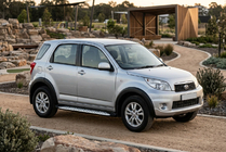 Daihatsu Terios 2006-2017 Trittbretter Shining V1 (2 Stk., Aluminium) Foto 1