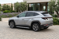 Hyundai Tucson NX4 2021- Trittbretter Shining V1 (2 Stk., Aluminium) Foto 1