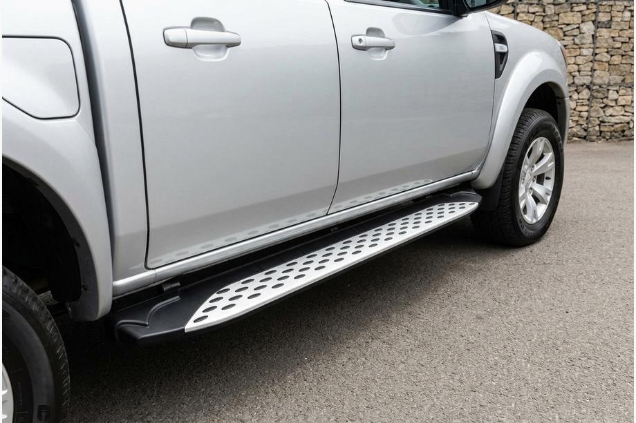Ford Ranger 2007-2011 Trittbretter Shining V1 (2 Stk., Aluminium) Foto 1