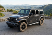 Jeep Wrangler 2018- Trittbretter Shining V1 (2 Stk., Aluminium) Foto 1