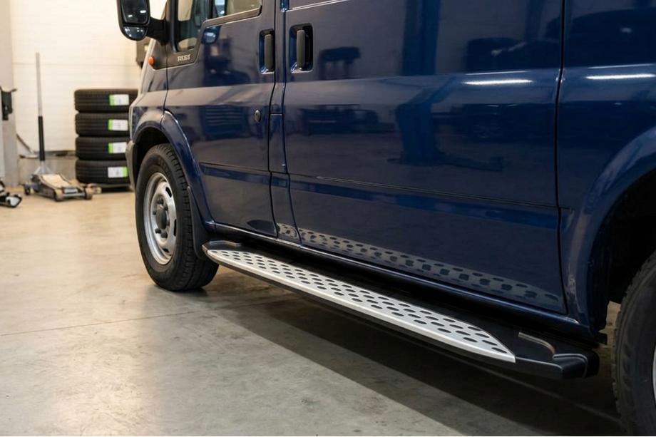 Ford Transit 2000–2014 Seitenschweller Shining V1, L1 (kurz) (2 Stk., Aluminium) Image