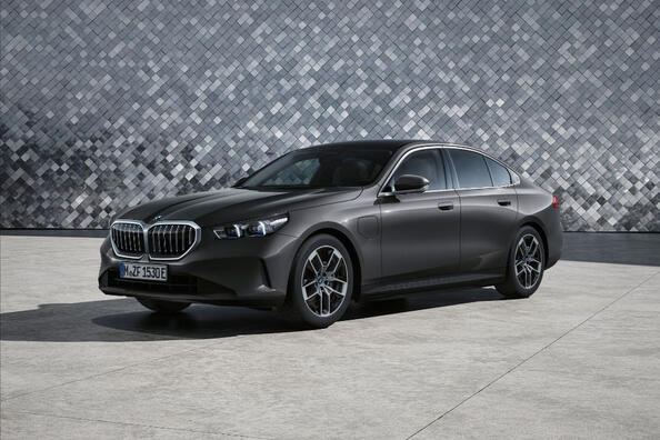 BMW 5er: Business-Limousine der neuen Generation Foto 1