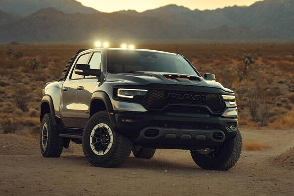 Ram 1500 TRX: Ein Test des leistungsstarken Allrad-Pickup-Trucks Foto 1