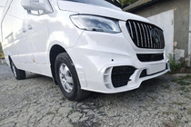 Mercedes Sprinter W907/W910 2018- Frontstoßstange mit Grill V2 (AMG) Foto 4