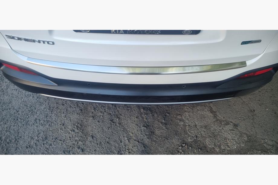 Kia Sorento III UM 2014-2020 Heckstoßstangenabdeckung Carmos Edelstahl Image
